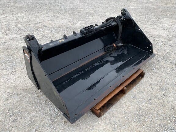 Main image John Deere MP72B