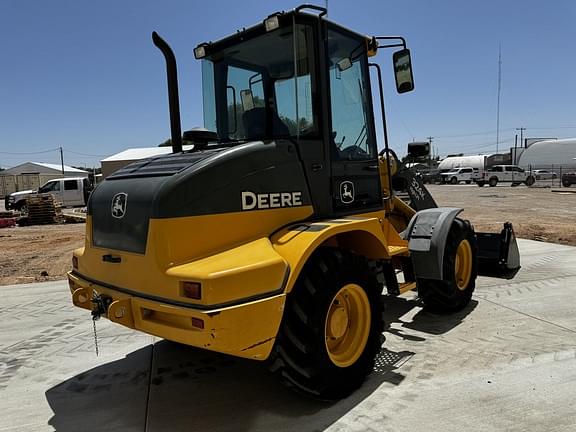 Image of John Deere MP84B equipment image 4