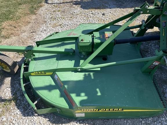 Image of John Deere MX5 equipment image 2