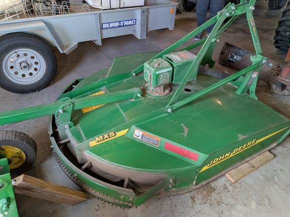 Image of John Deere MX5 equipment image 1
