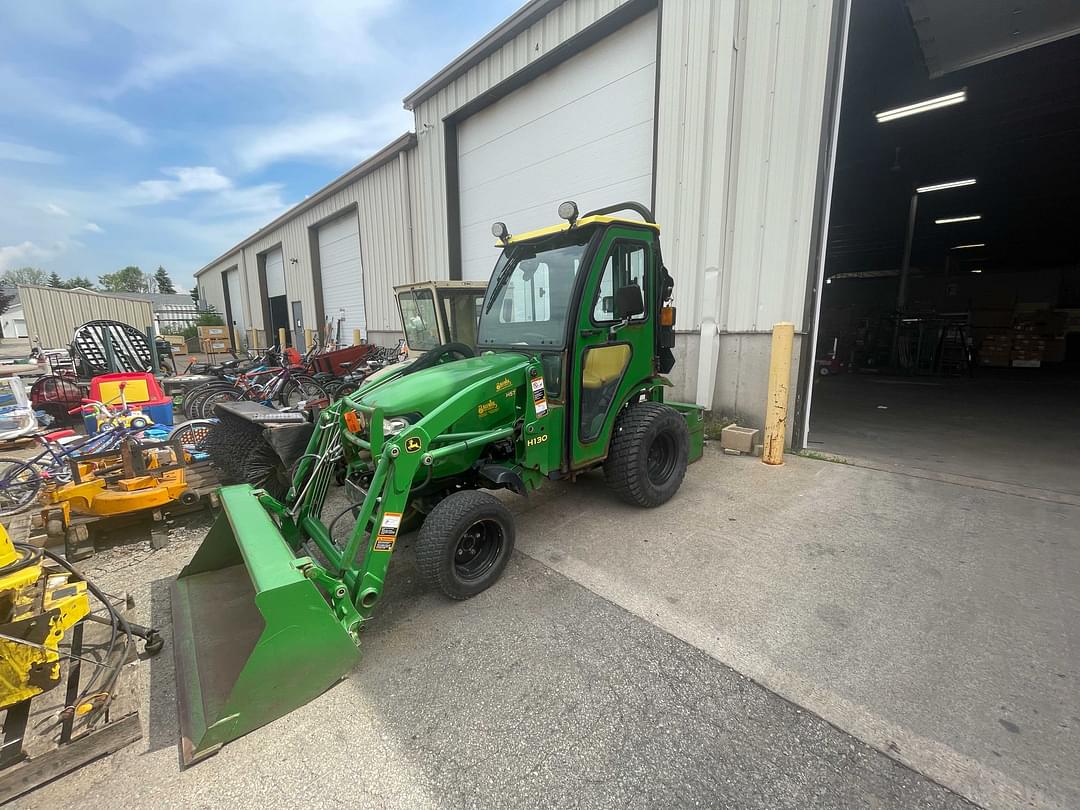 Image of John Deere 2025R Primary image