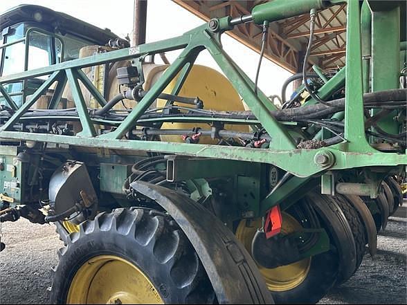 Image of John Deere R4023 equipment image 4