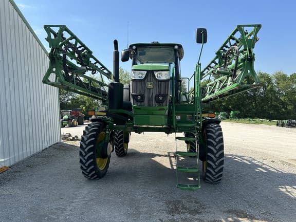 Image of John Deere R4023 equipment image 1