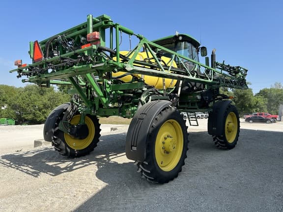 Image of John Deere R4023 equipment image 4