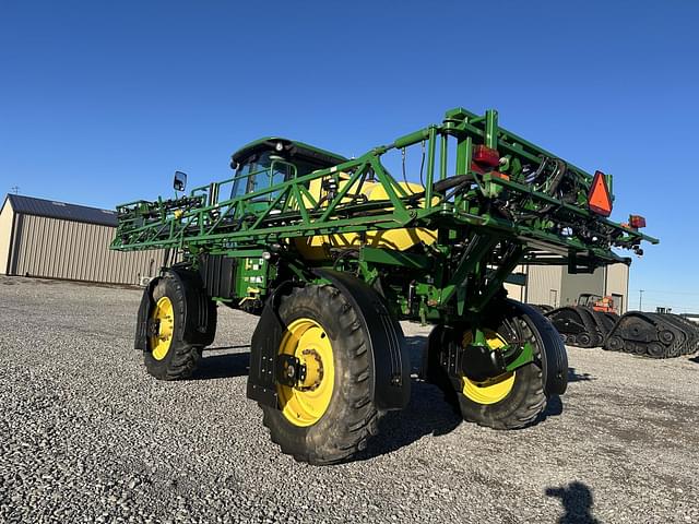 Image of John Deere R4023 equipment image 4