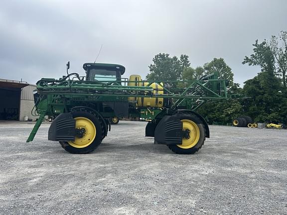 Image of John Deere R4030 equipment image 2