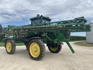 2016 John Deere R4030 Image