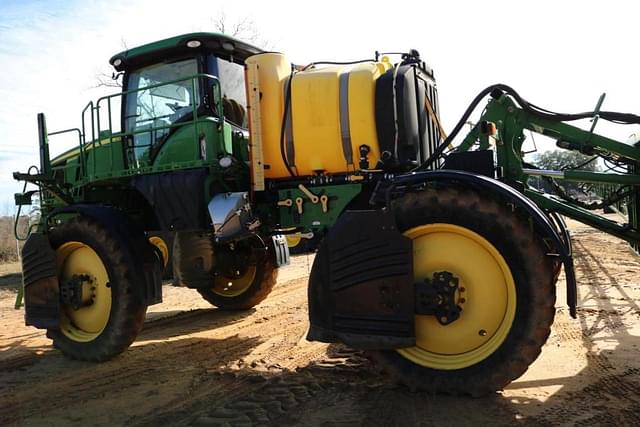 Image of John Deere R4030 equipment image 2