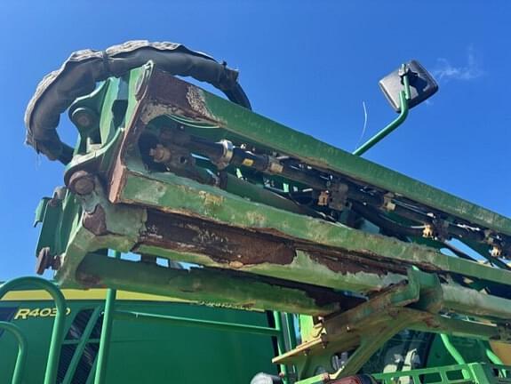 Image of John Deere R4030 equipment image 2