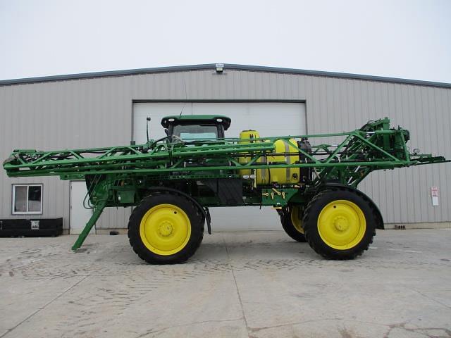 Image of John Deere R4030 equipment image 2