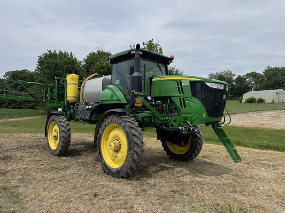 2016 John Deere R4038 Equipment Image0