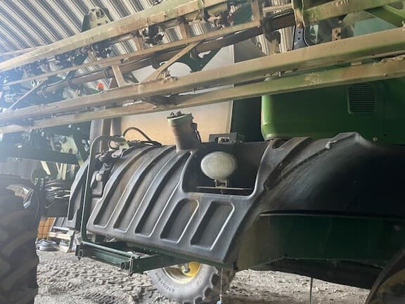 Image of John Deere R4038 equipment image 4