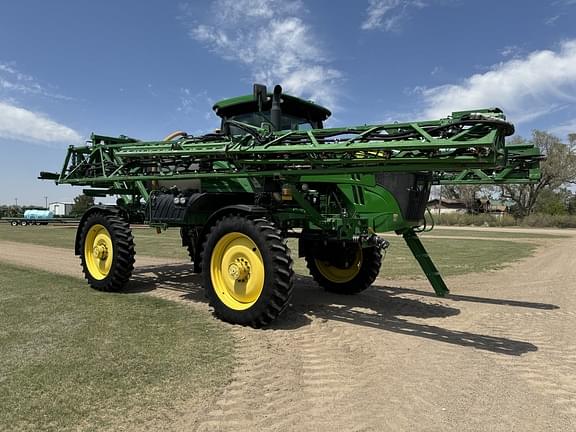 Image of John Deere R4038 equipment image 1