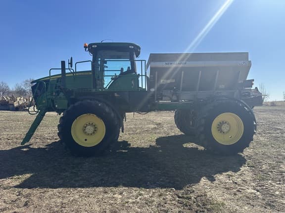 Image of John Deere R4038 equipment image 3