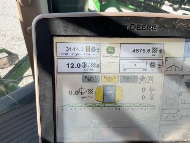 Image of John Deere R4038 equipment image 4