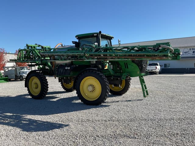 Image of John Deere R4038 equipment image 1