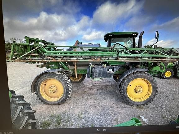 Image of John Deere R4038 equipment image 1