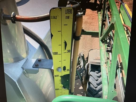 Image of John Deere R4038 equipment image 4