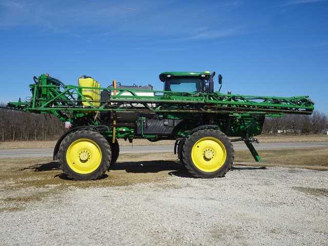 Image of John Deere R4038 equipment image 3
