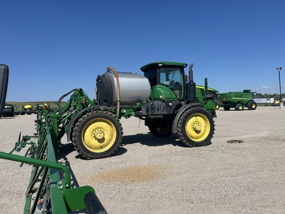 Image of John Deere R4038 equipment image 4