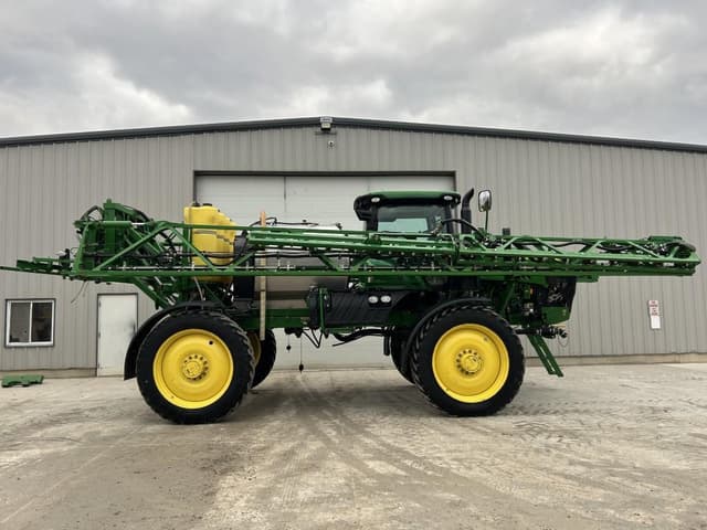 Image of John Deere R4038 equipment image 3