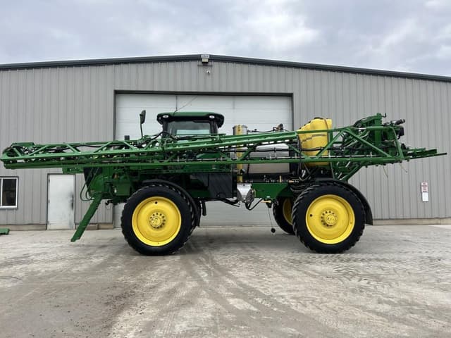 Image of John Deere R4038 equipment image 2