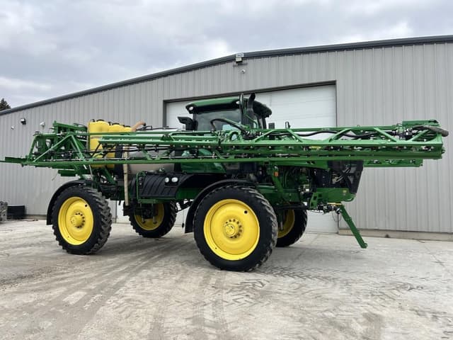 Image of John Deere R4038 equipment image 1