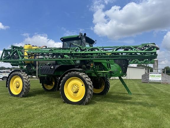Image of John Deere R4038 equipment image 2