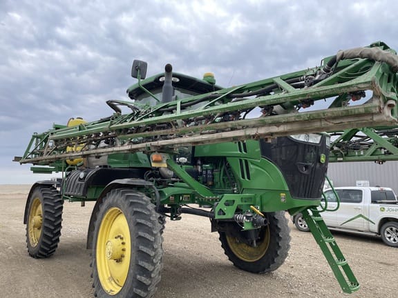 2016 John Deere R4038 Equipment Image0