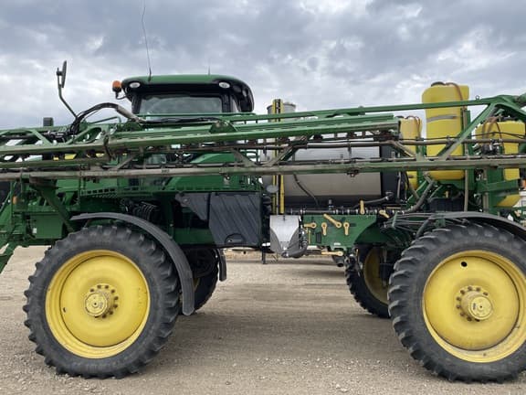 Image of John Deere R4038 equipment image 2