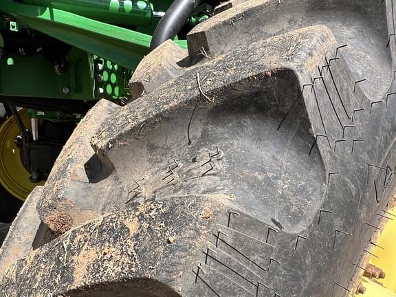 Image of John Deere R4038 equipment image 4