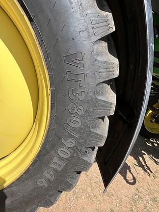 Image of John Deere R4038 equipment image 3