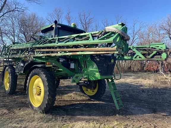 Image of John Deere R4038 equipment image 4