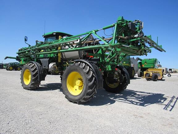 Image of John Deere R4038 equipment image 2