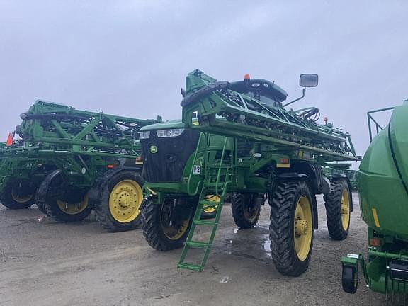 Image of John Deere R4038 equipment image 1