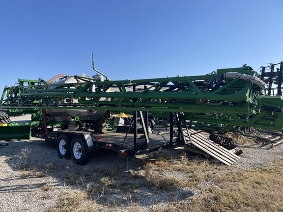 2016 John Deere R4038 Liquid System Equipment Image0