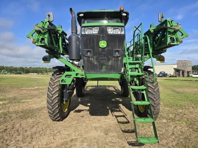 Image of John Deere R4038 equipment image 1