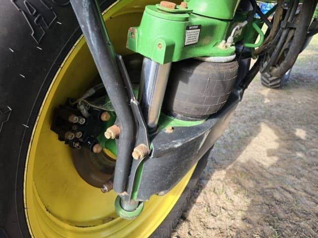 Image of John Deere R4038 equipment image 4