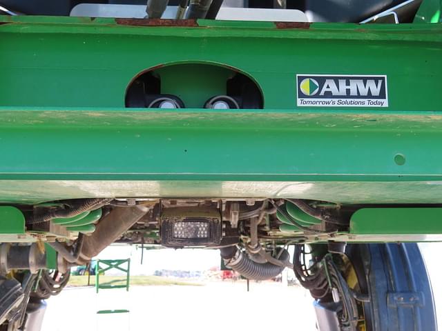 Image of John Deere R4038 equipment image 1