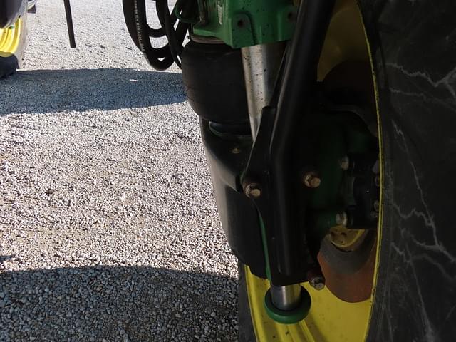 Image of John Deere R4038 equipment image 4