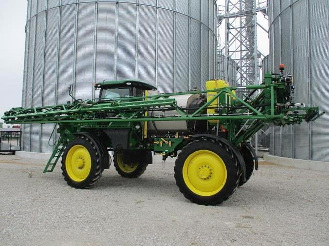 Image of John Deere R4038 equipment image 4