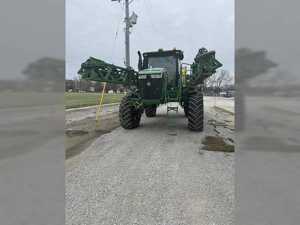 Image of John Deere R4038 equipment image 1