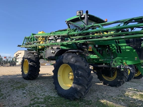 Main image John Deere R4038
