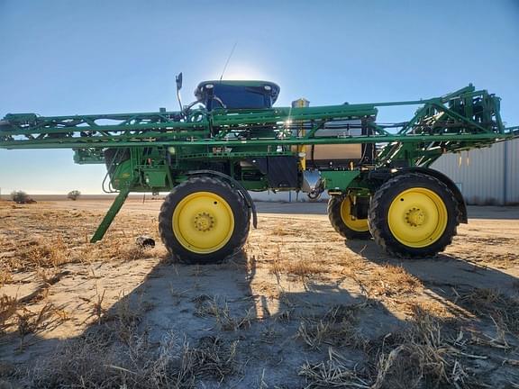 Image of John Deere R4038 equipment image 1