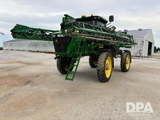 Image of John Deere R4038 equipment image 1