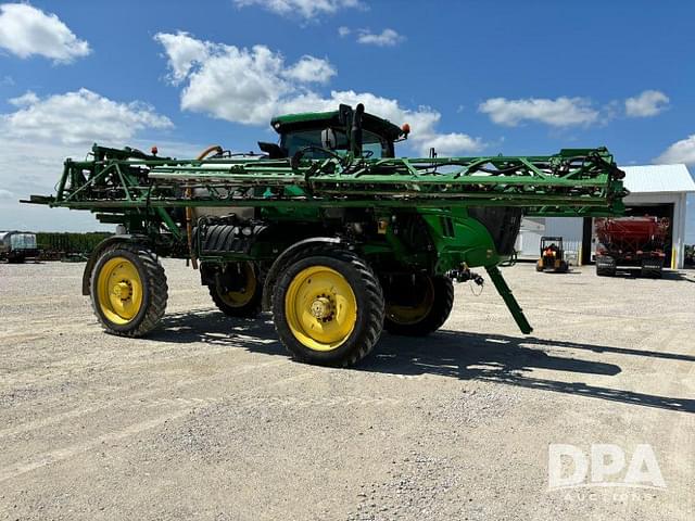 Image of John Deere R4038 equipment image 1