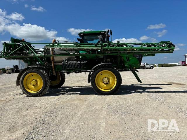 Image of John Deere R4038 equipment image 2