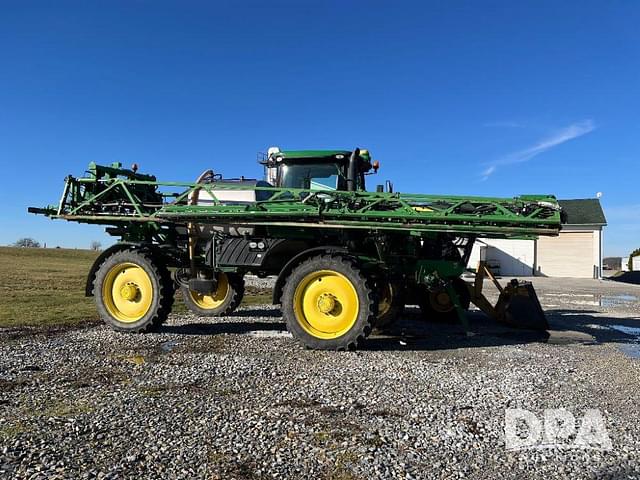 Image of John Deere R4038 equipment image 1