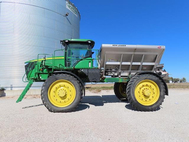 Image of John Deere R4045 equipment image 1