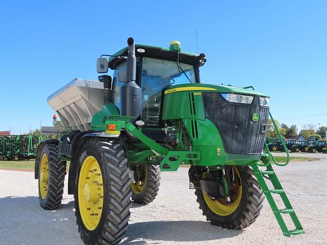 Image of John Deere R4045 equipment image 2